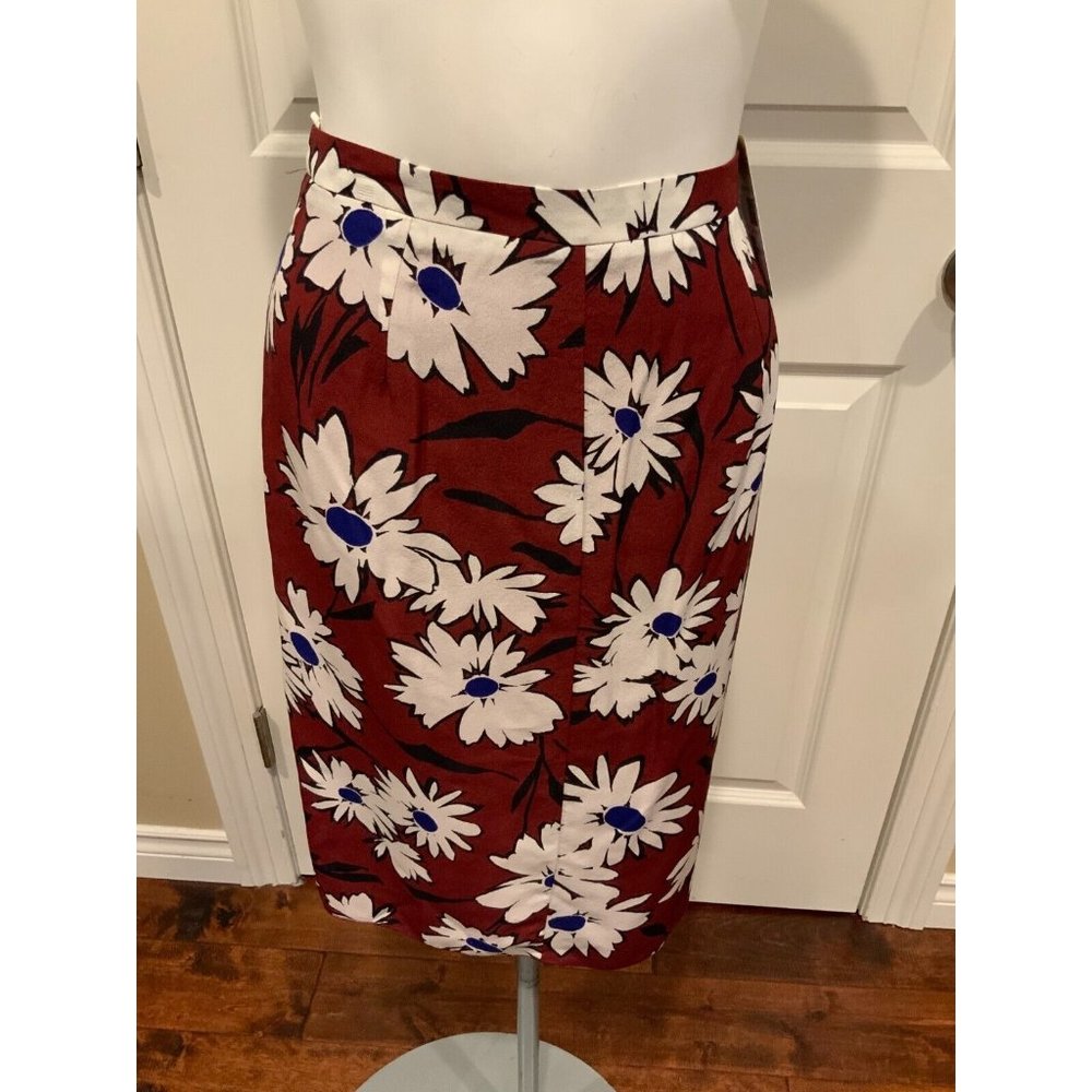 Nina Ricci Maroon & White Floral Print Pencil Skirt, Size 2 (US), 34 (EU)